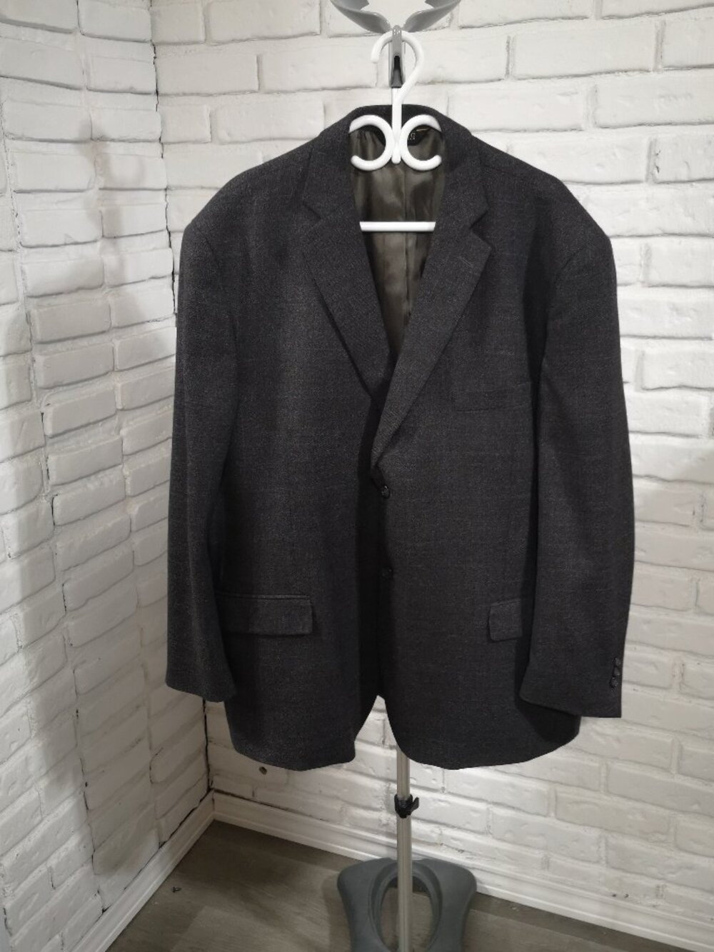 Alfred Alfred Sung Men's Size 50R Black & Grey Lined Lambswool Sports Coat